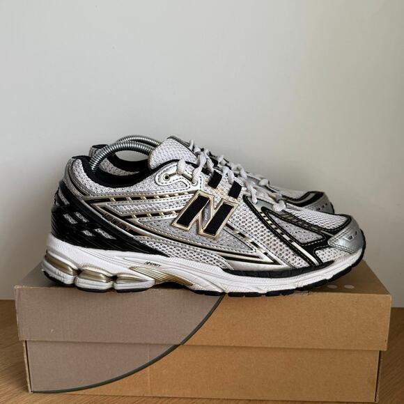 New Balance 1906 R White/Metallic Gold Men Sneakers- SZ 10 D main image 13
